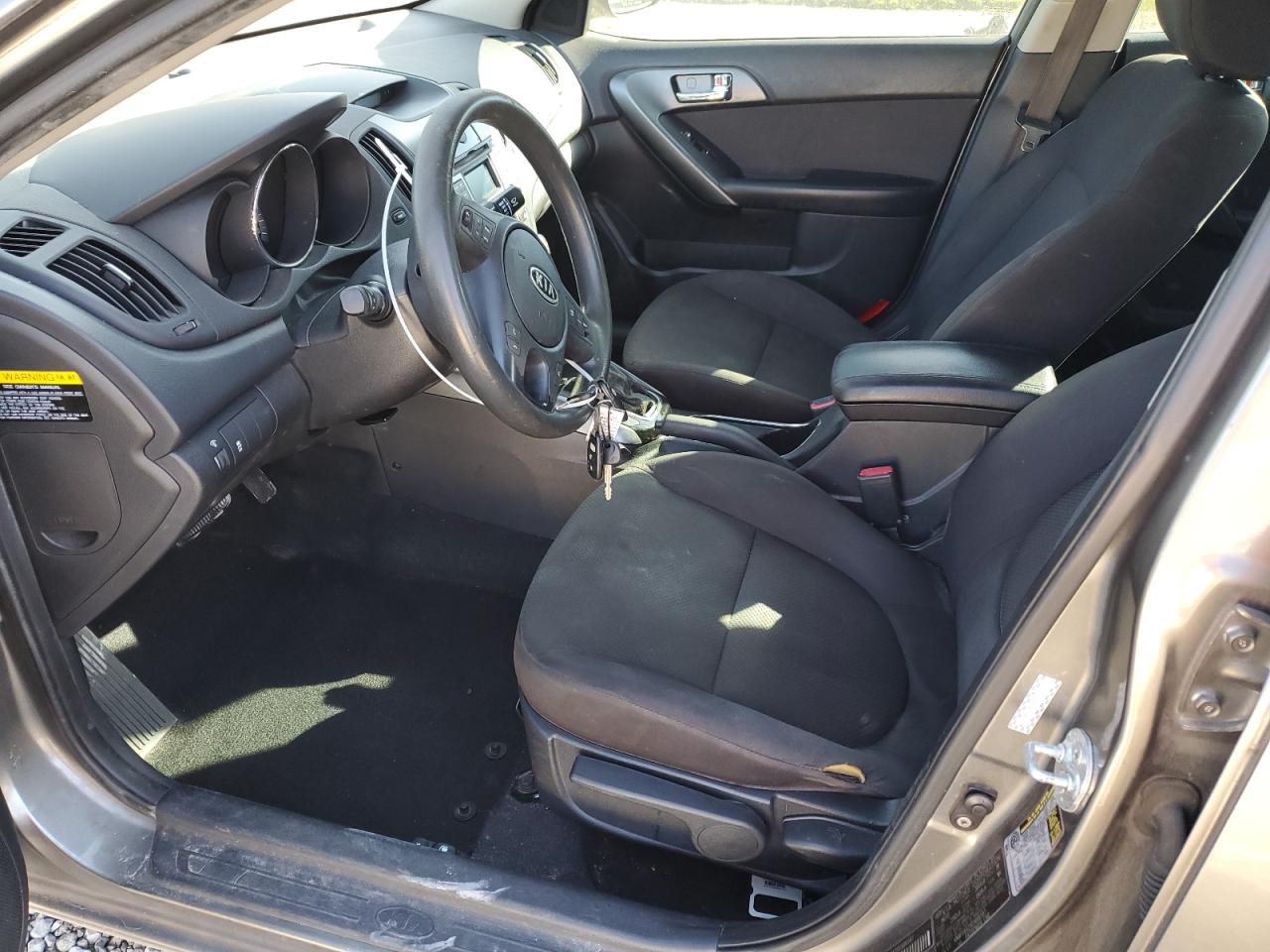 2013 Kia Forte - Image 7
