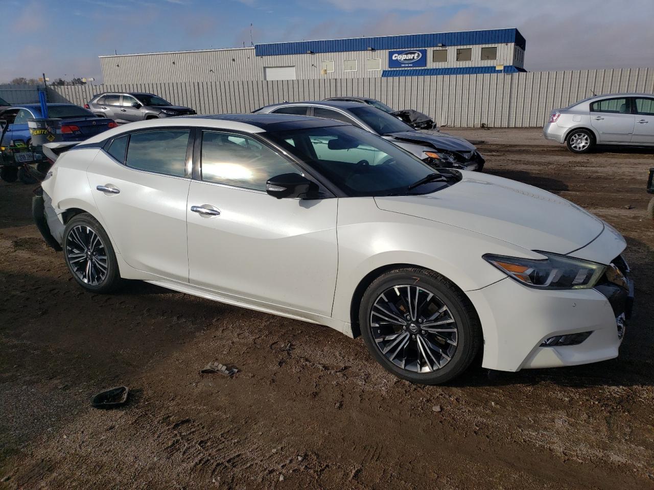 2017 Nissan Maxima - Image 4