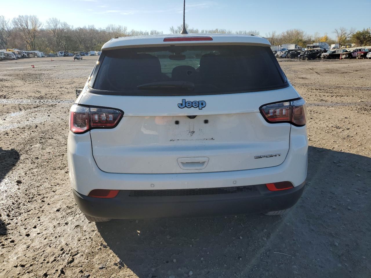 2018 Jeep Compass Sport VIN: 3C4NJCAB6JT468307 Lot: 80649564