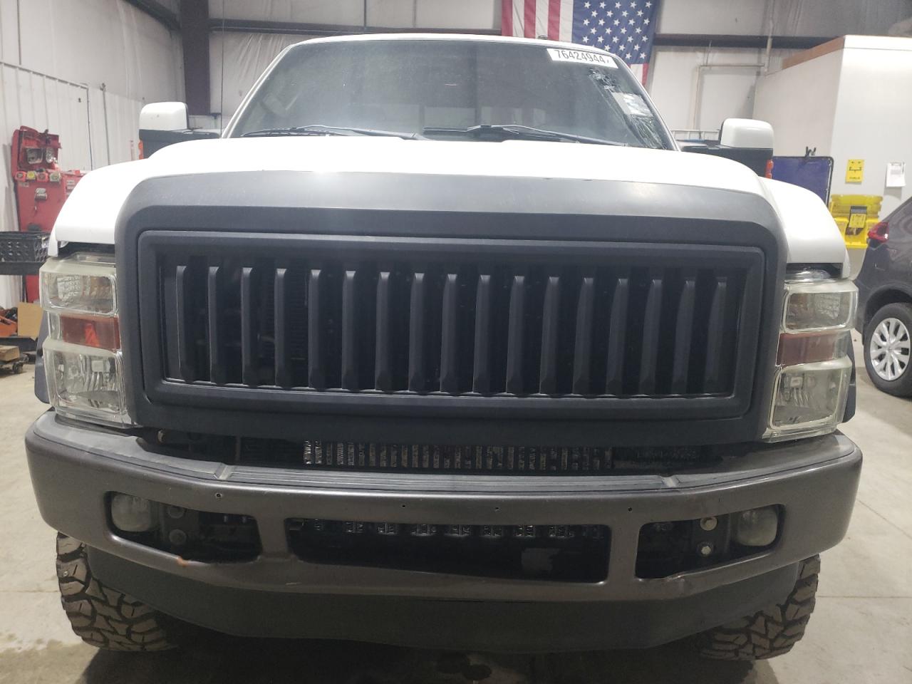 2008 Ford F250 - Image 5