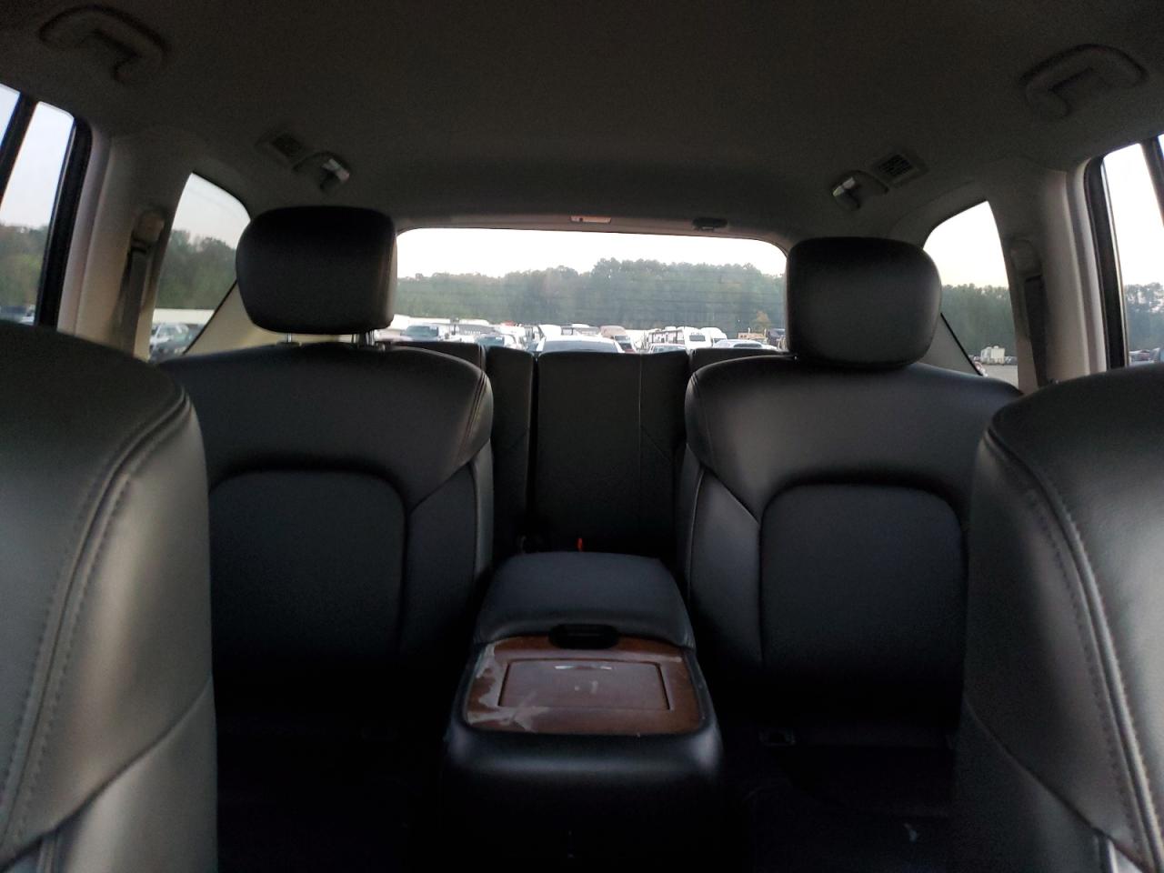 2024 Nissan Armada - Image 10