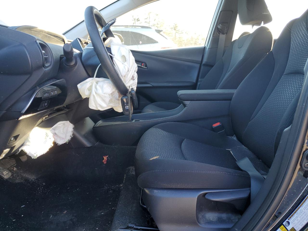 2022 Toyota Prius - Image 7