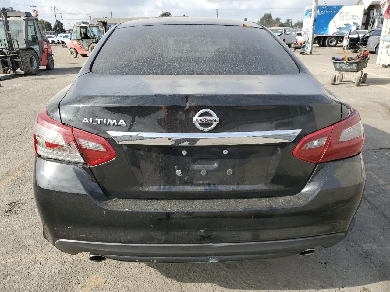 2018 Nissan Altima - Image 6