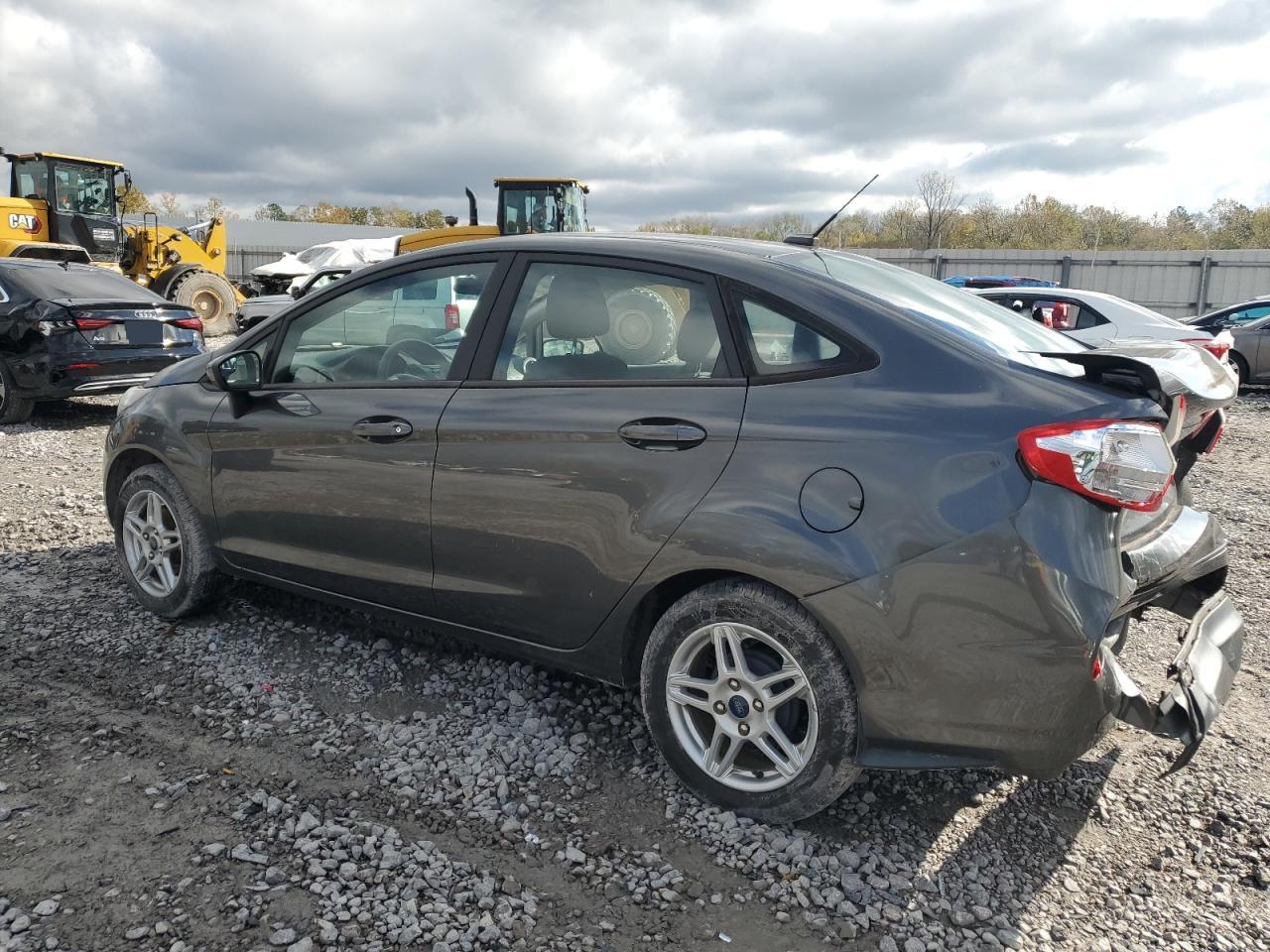 2019 Ford Fiesta - Image 2