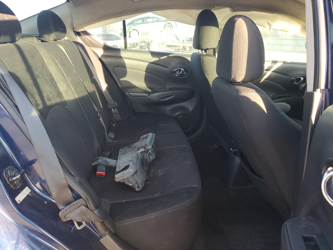 2019 Nissan Versa - Image 10
