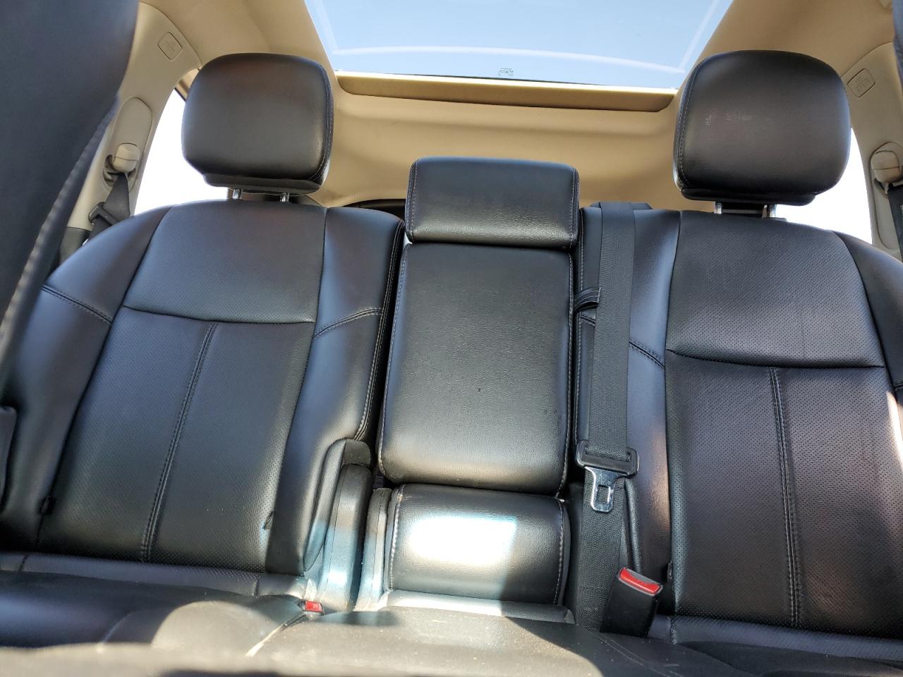 2015 Nissan Pathfinder - Image 10