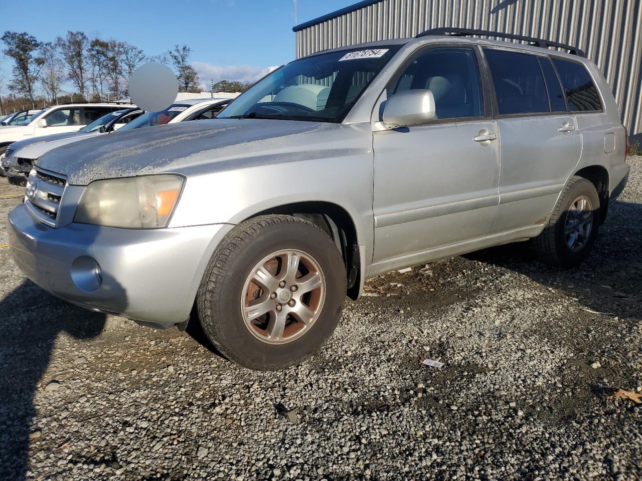 2005 Toyota Highlander - Image 1