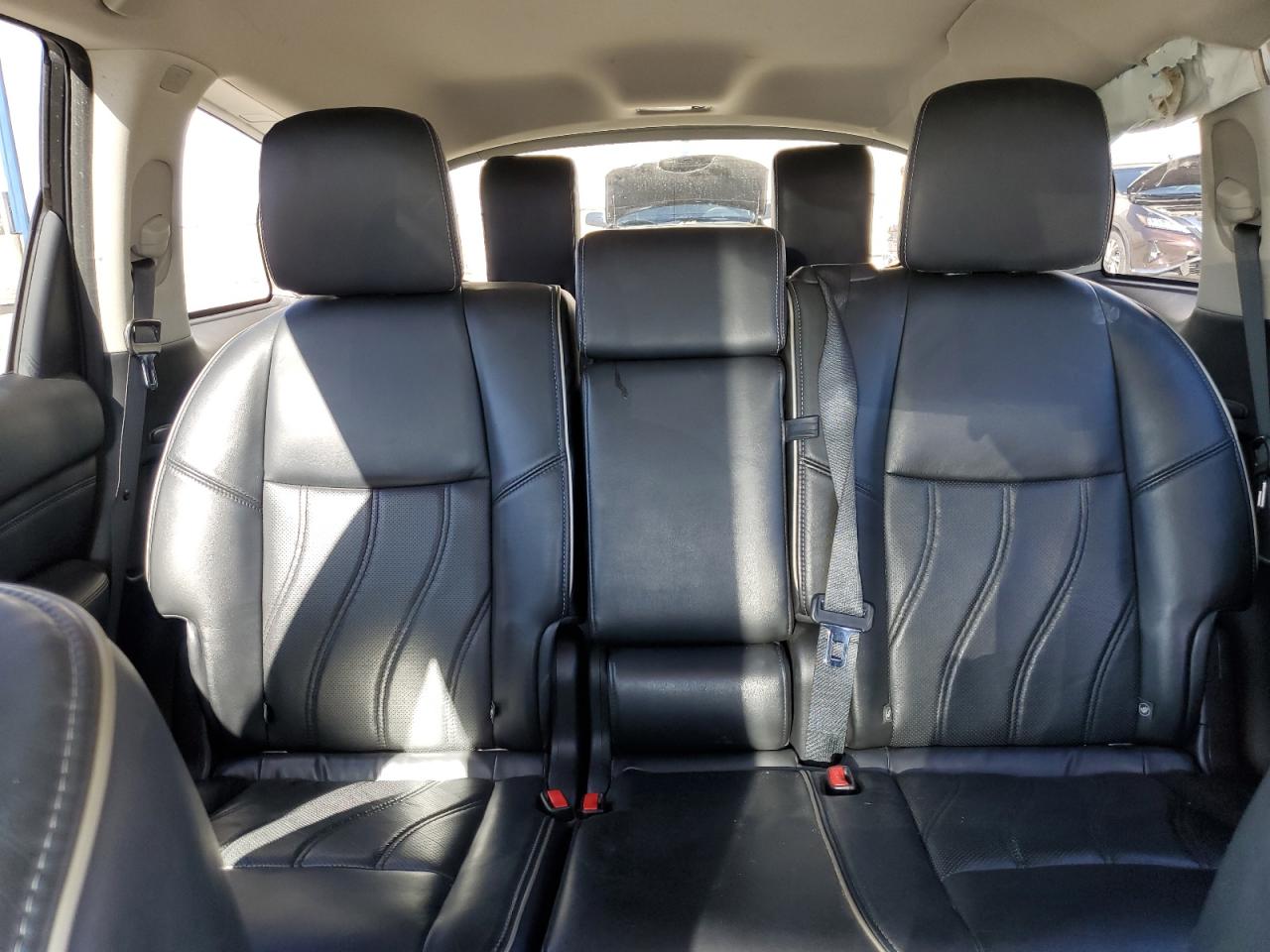 2017 Infiniti QX60 - Image 10