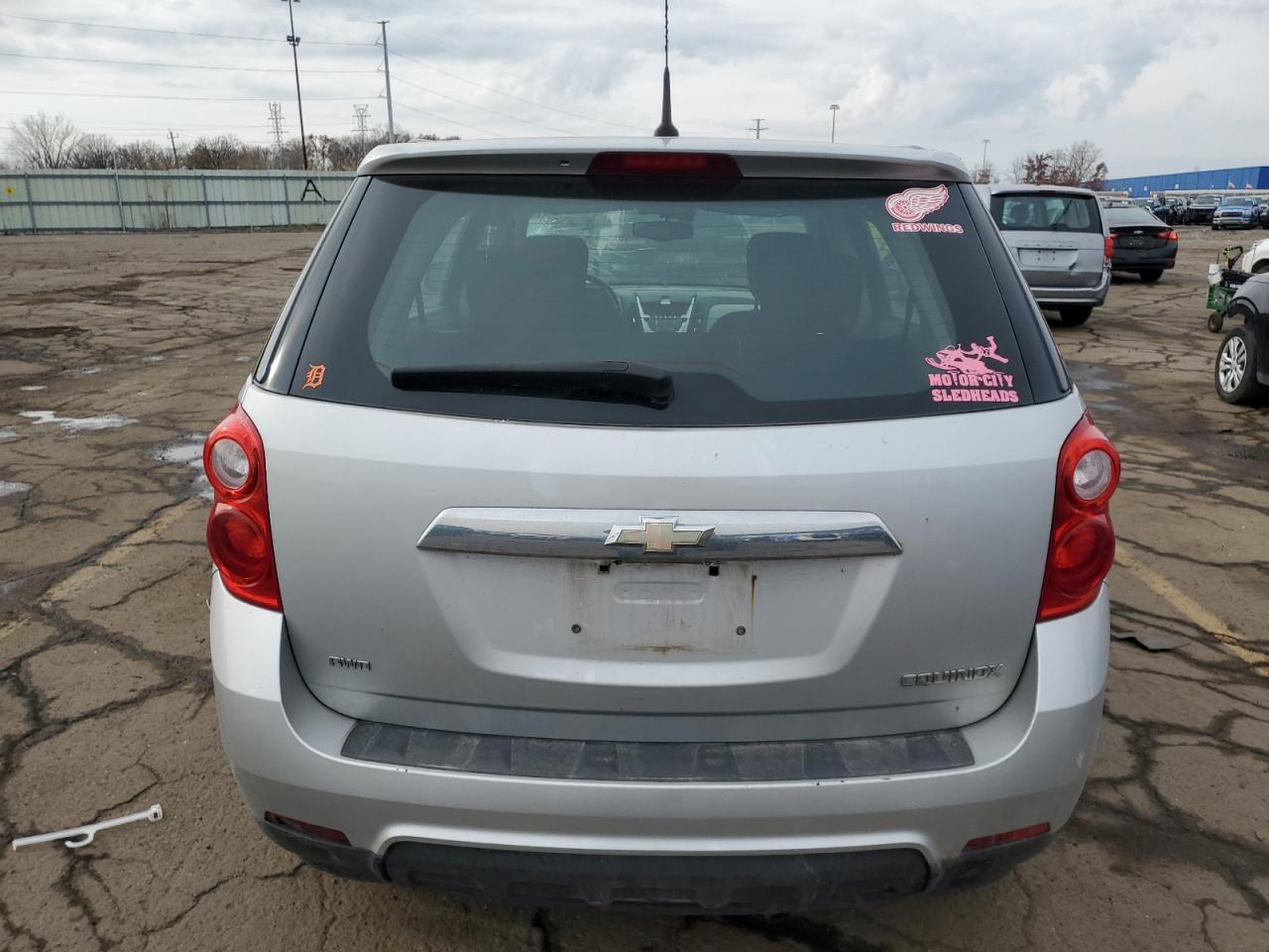 2011 Chevrolet Equinox - Image 6