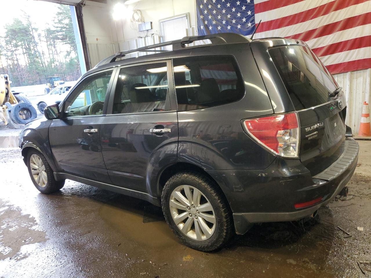 2013 Subaru Forester - Image 2