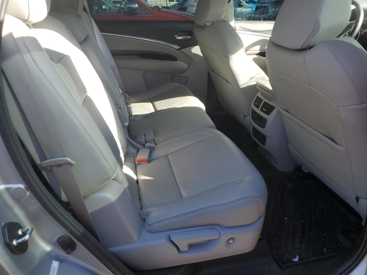 2016 Acura MDX - Image 11