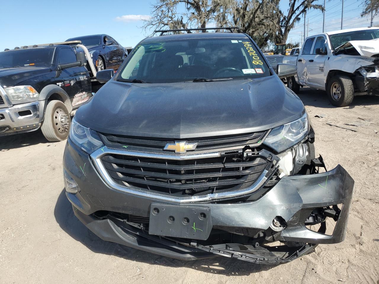 VIN 2GNAXUEV1K6202133 2019 CHEVROLET EQUINOX no.5