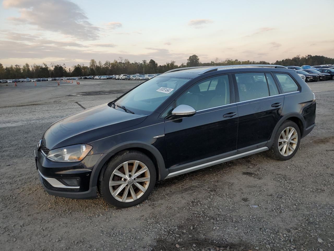 VIN 3VWH17AU7HM506800 2017 VOLKSWAGEN GOLF no.1