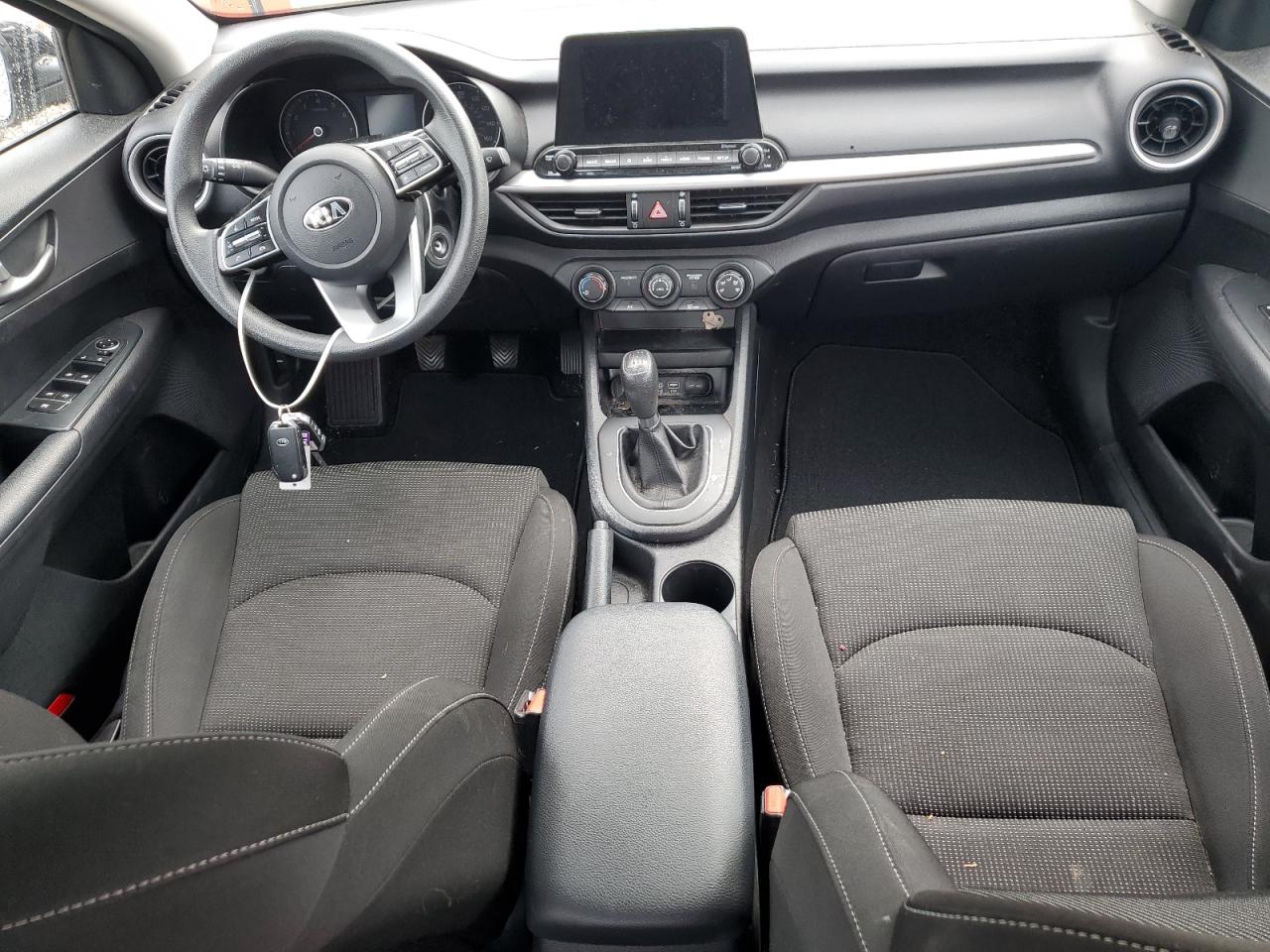 2021 Kia Forte - Image 8