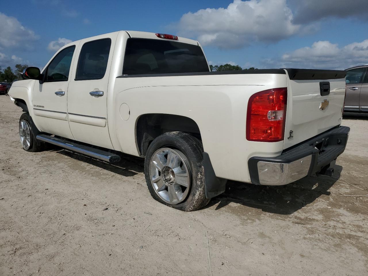 VIN 3GCPCTE08DG229513 2013 CHEVROLET ALL Models no.2