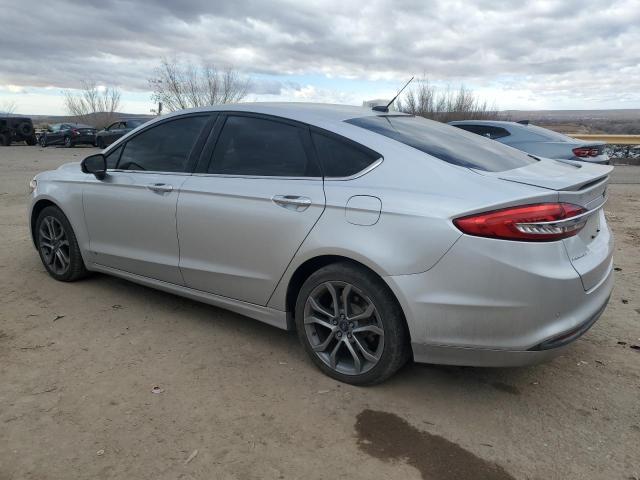 Sedans FORD FUSION 2017 Srebrny