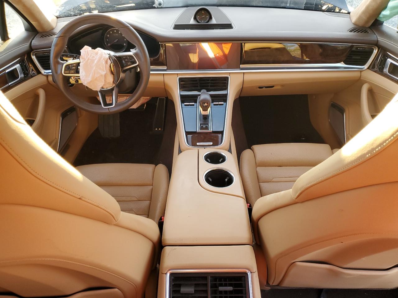 2018 Porsche Panamera - Image 8