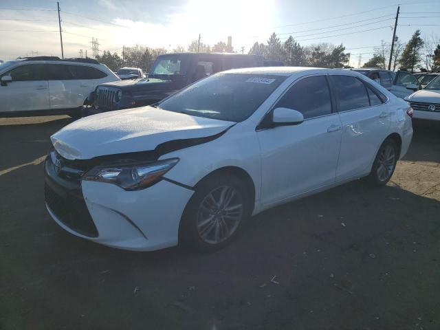 Седаны TOYOTA CAMRY 2015 Белый