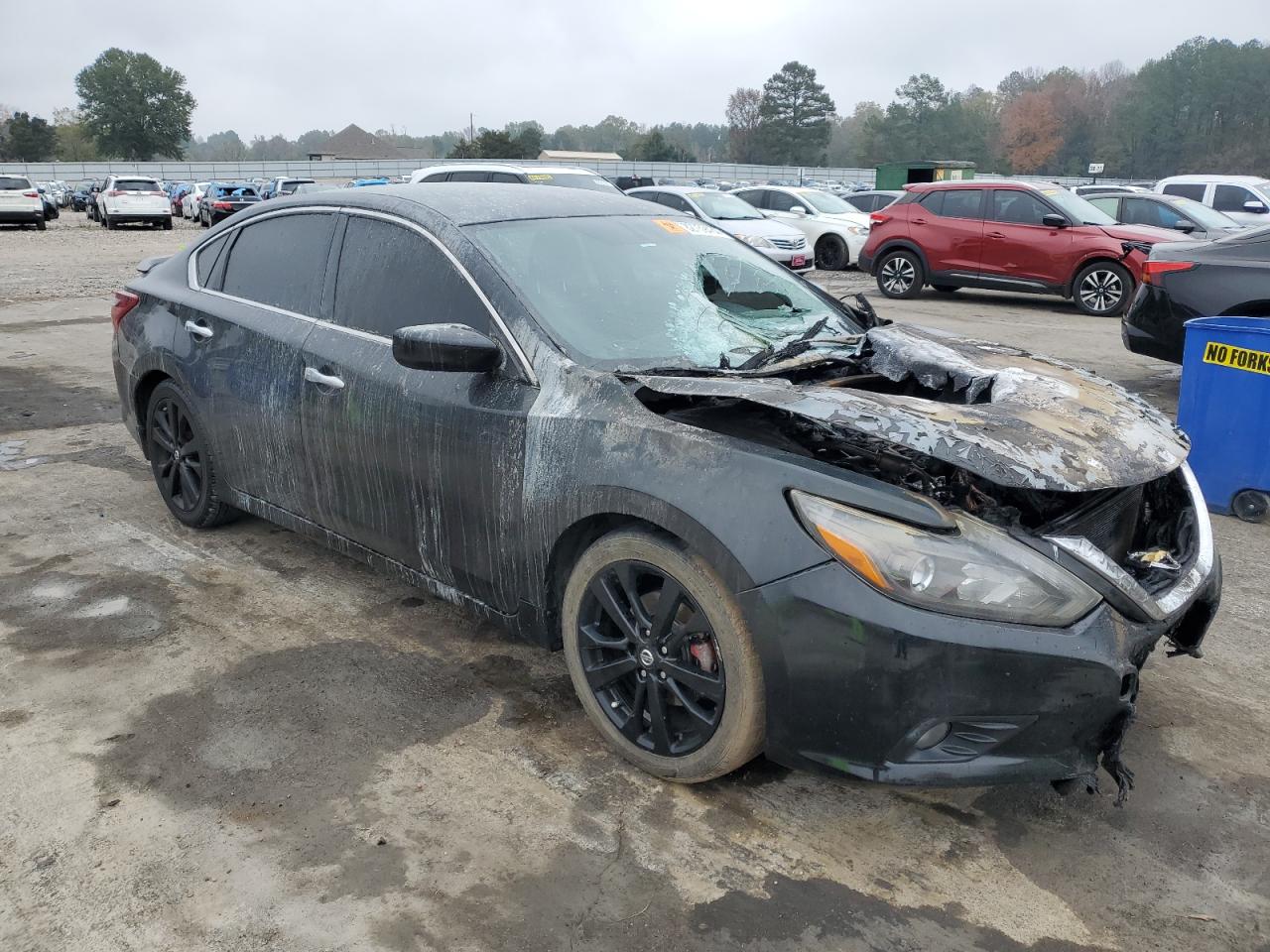 2017 Nissan Altima - Image 4