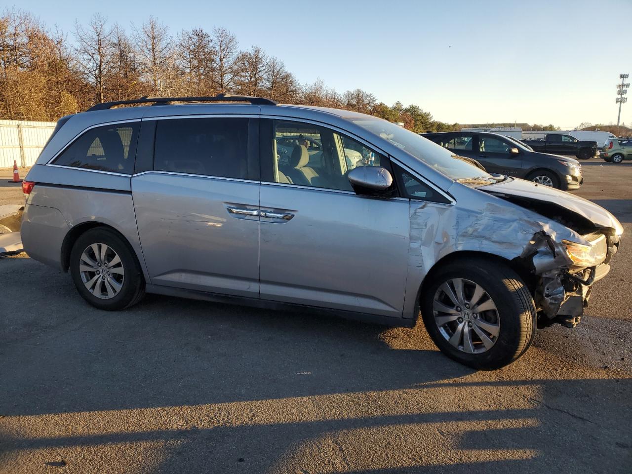 2016 Honda Odyssey - Image 4