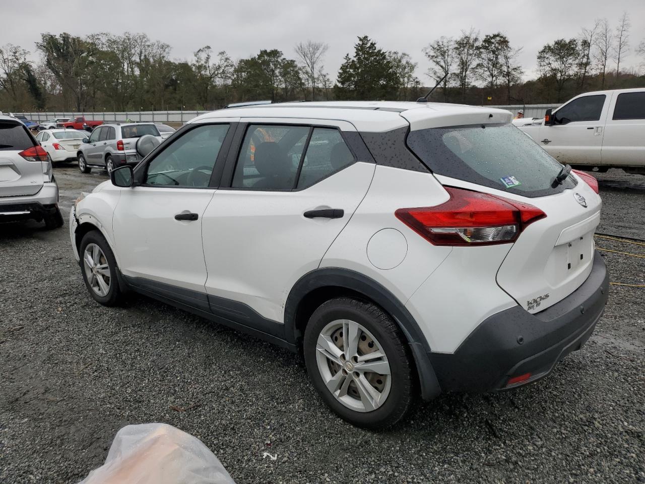 2020 Nissan Kicks - Image 2