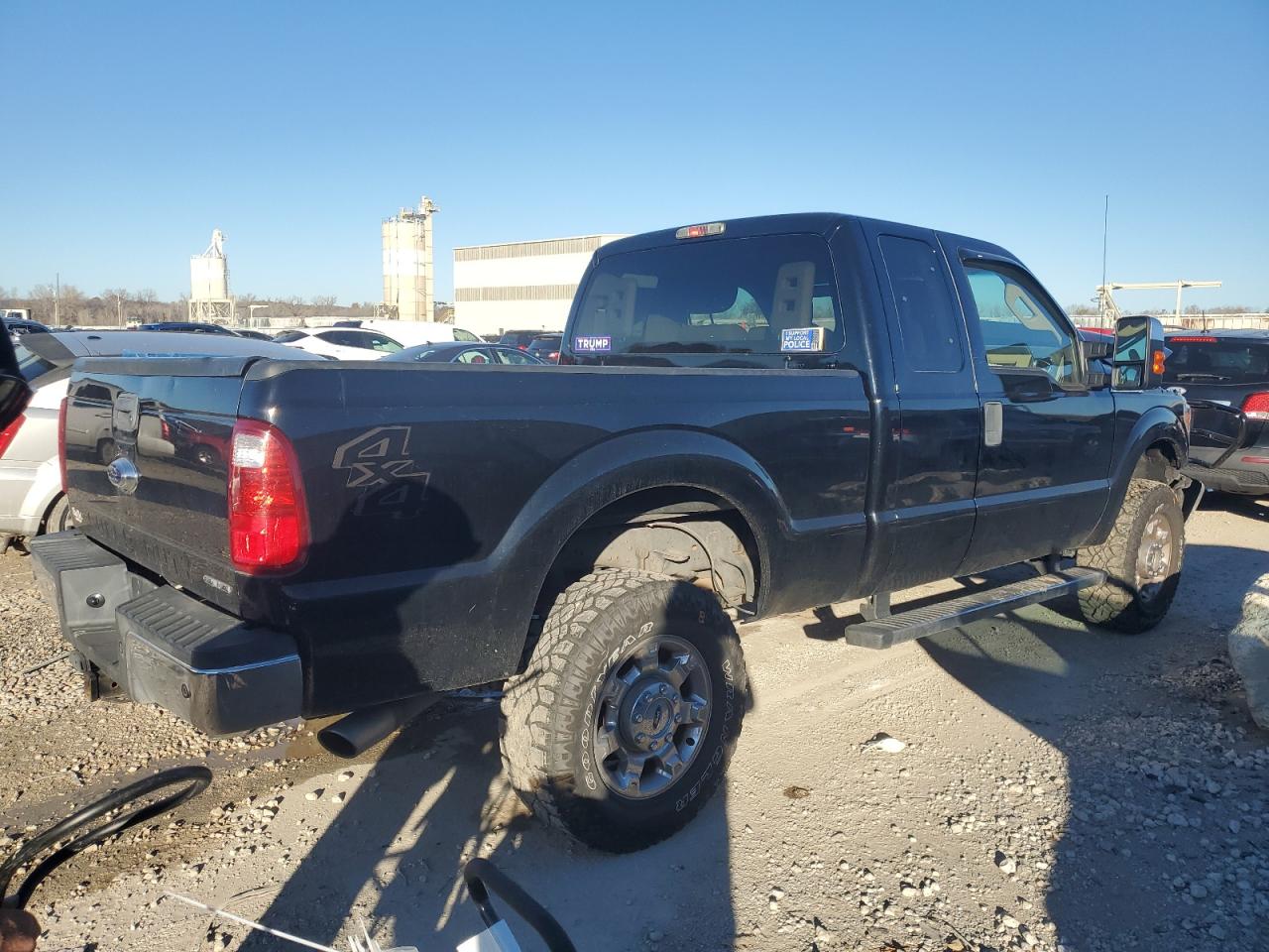 VIN 1FT7X2B62GEB51877 2016 FORD F250 no.3