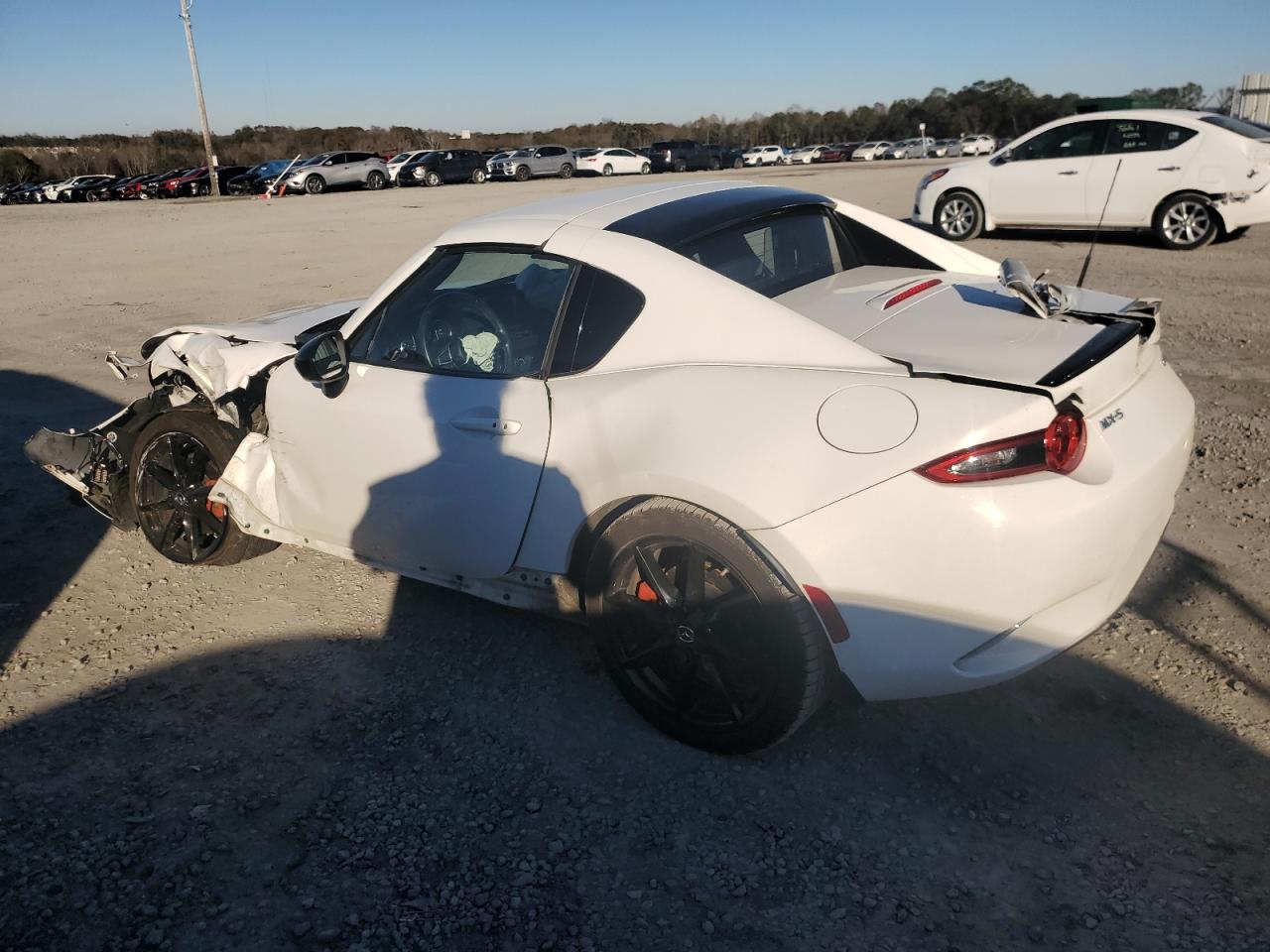 2020 Mazda MX-5 - Image 2