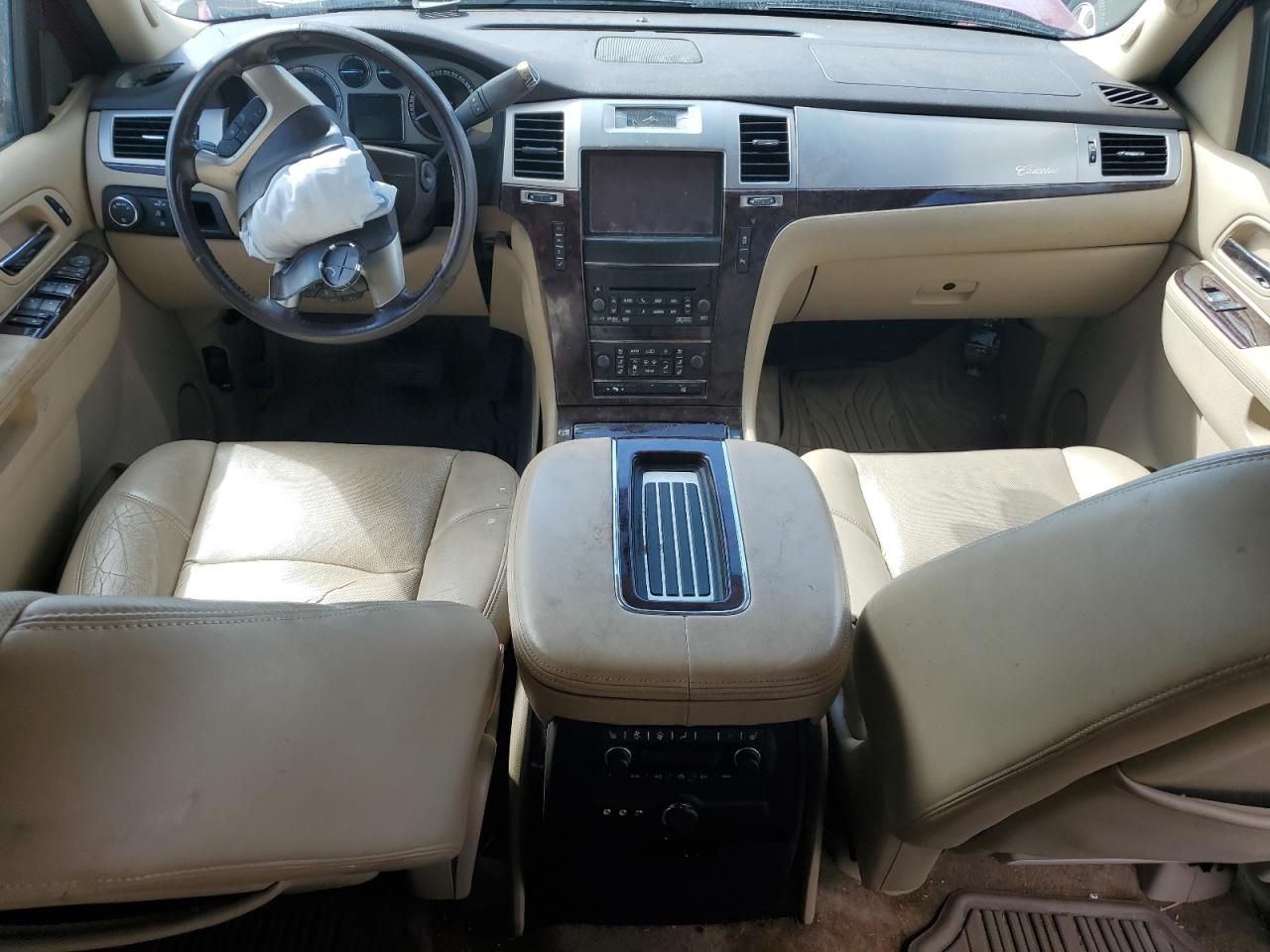 2013 Cadillac Escalade - Image 8