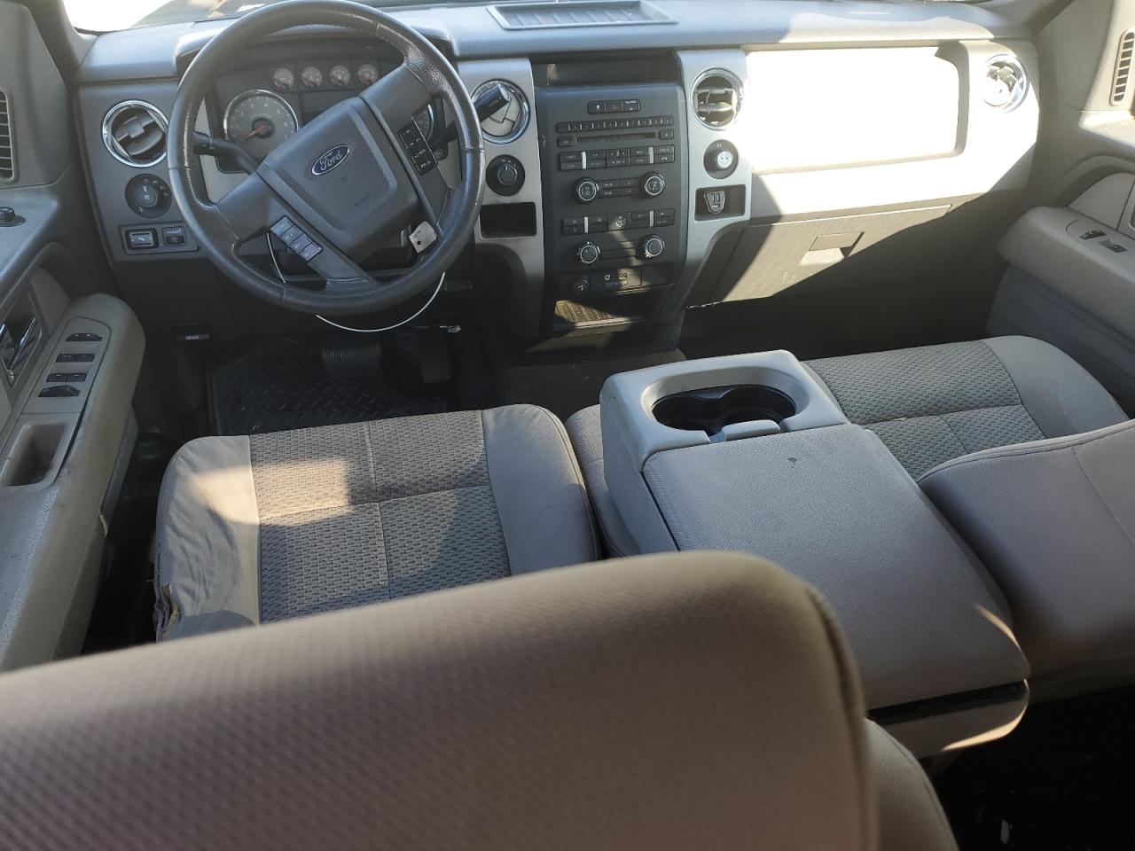2010 Ford F-150 - Image 8