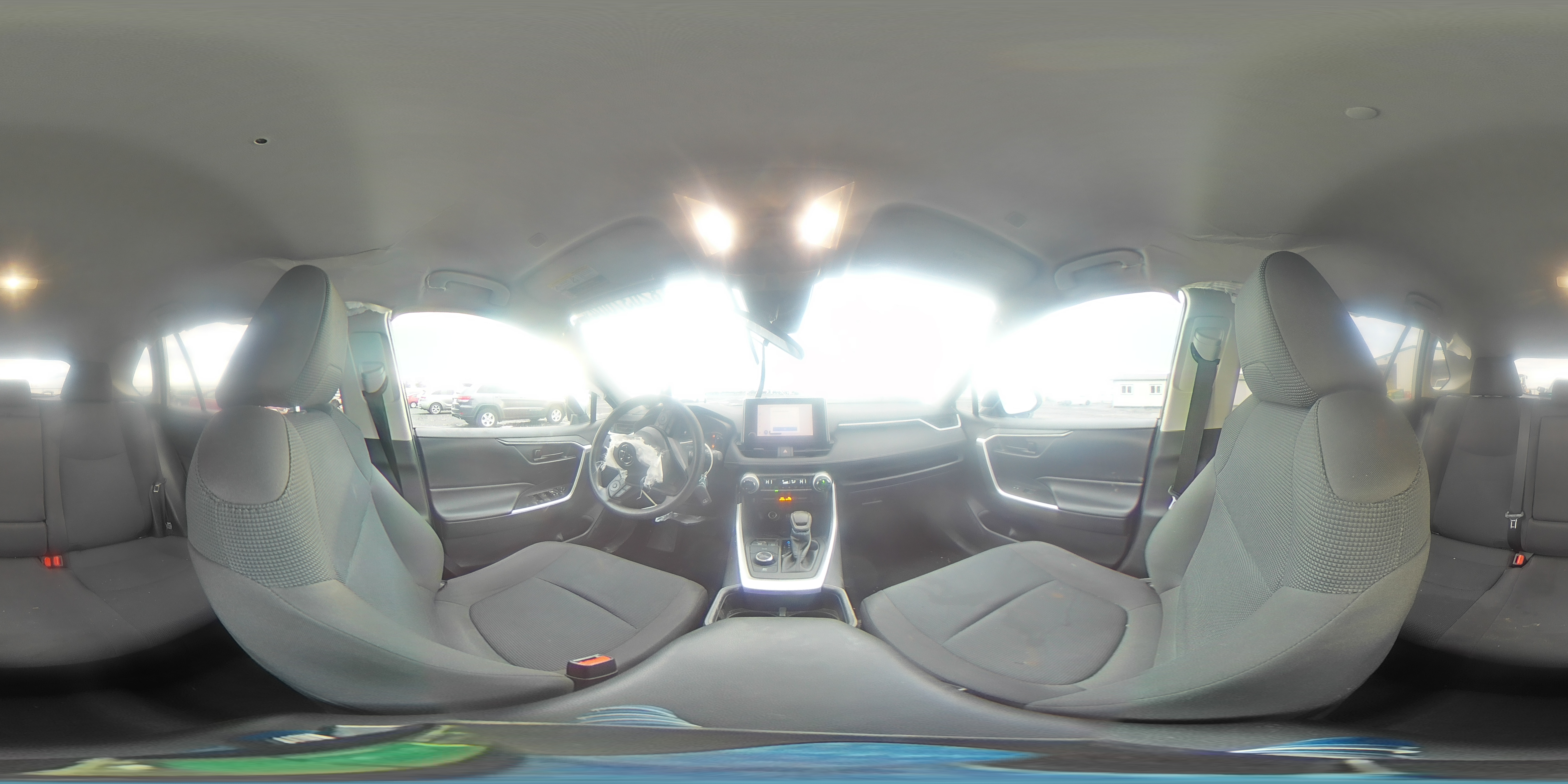 2023 Toyota RAV 4 - Image 13