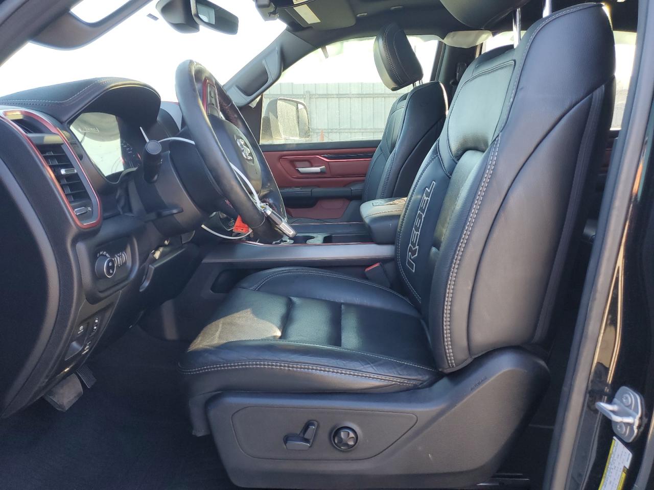2019 RAM 1500 - Image 7