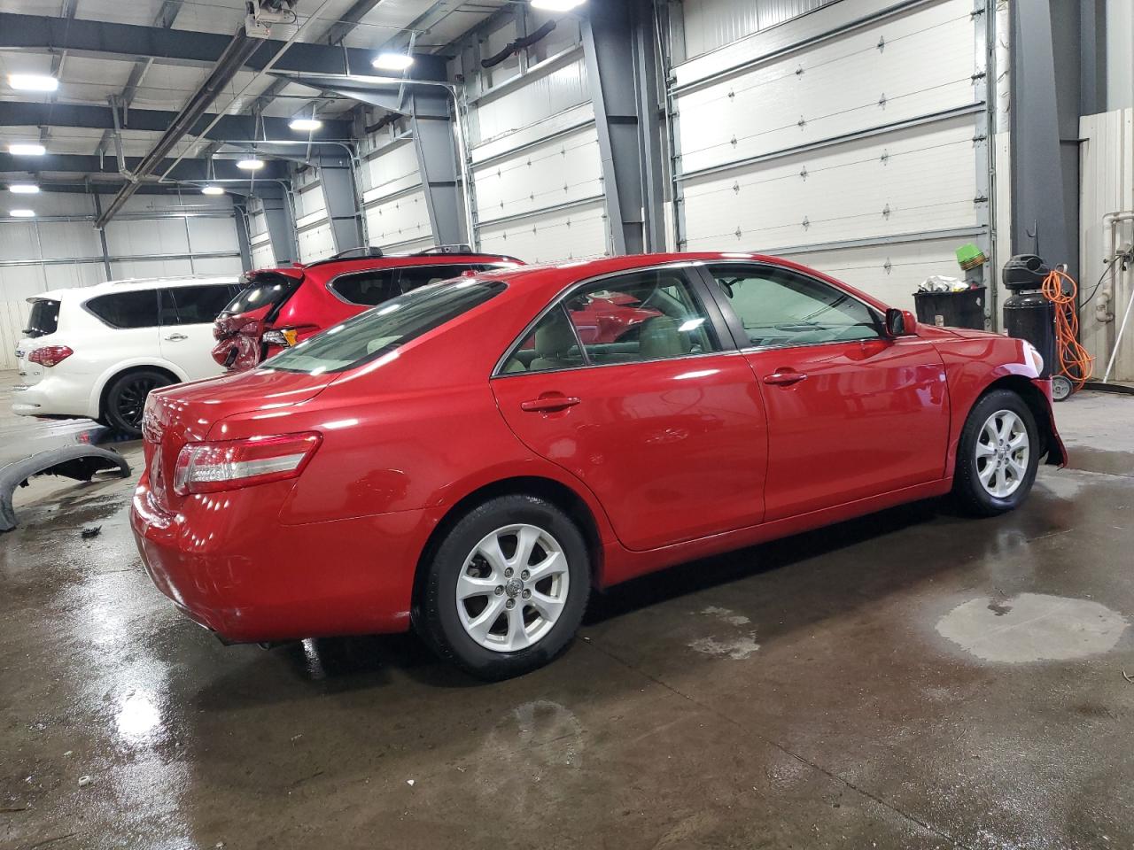 2011 Toyota Camry - Image 3