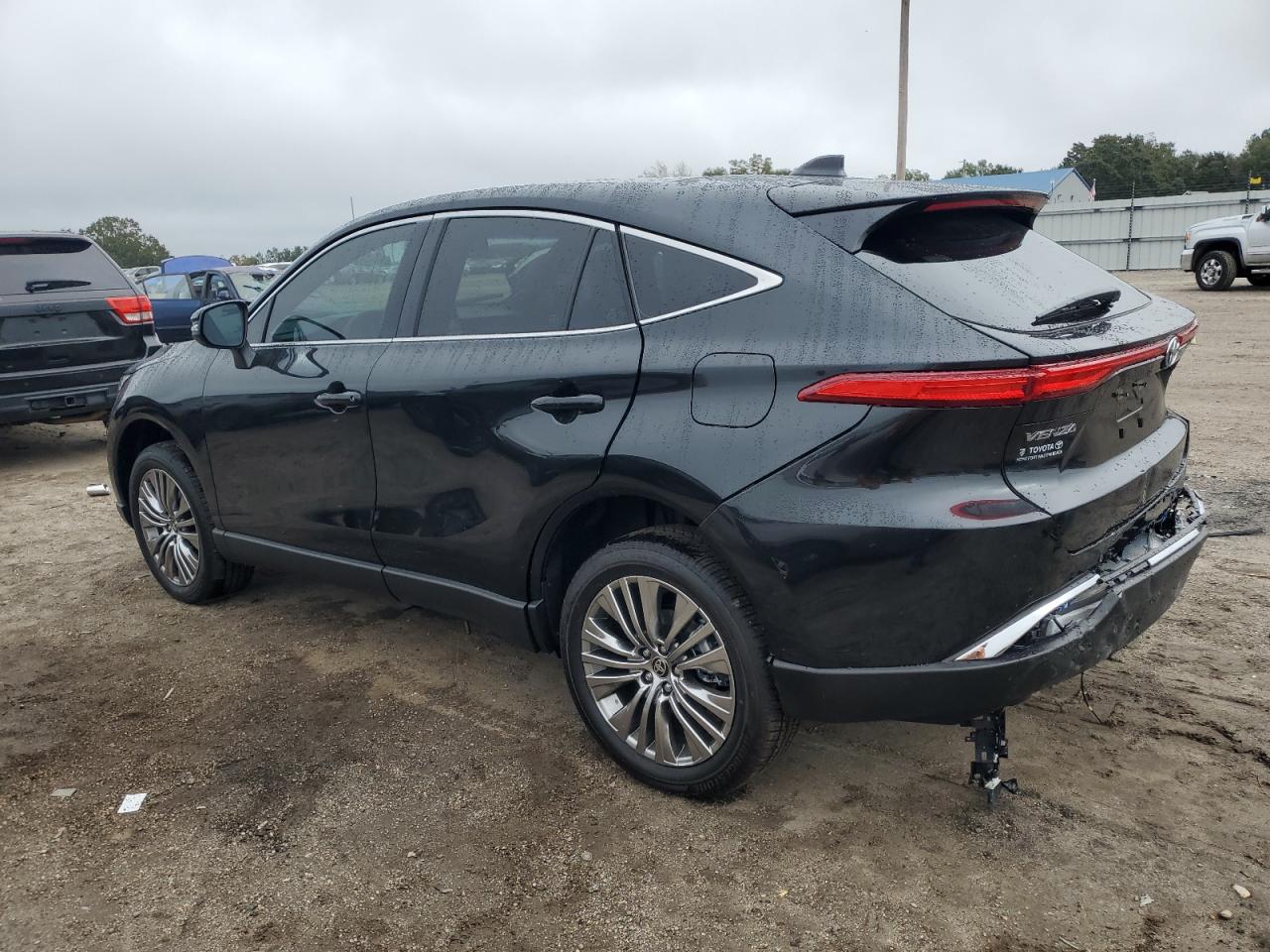 VIN JTEAAAAHXRJ188993 2024 TOYOTA VENZA no.2