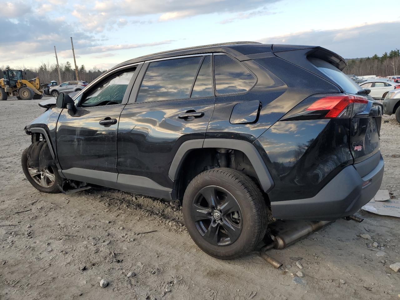 2019 Toyota RAV 4 - Image 2