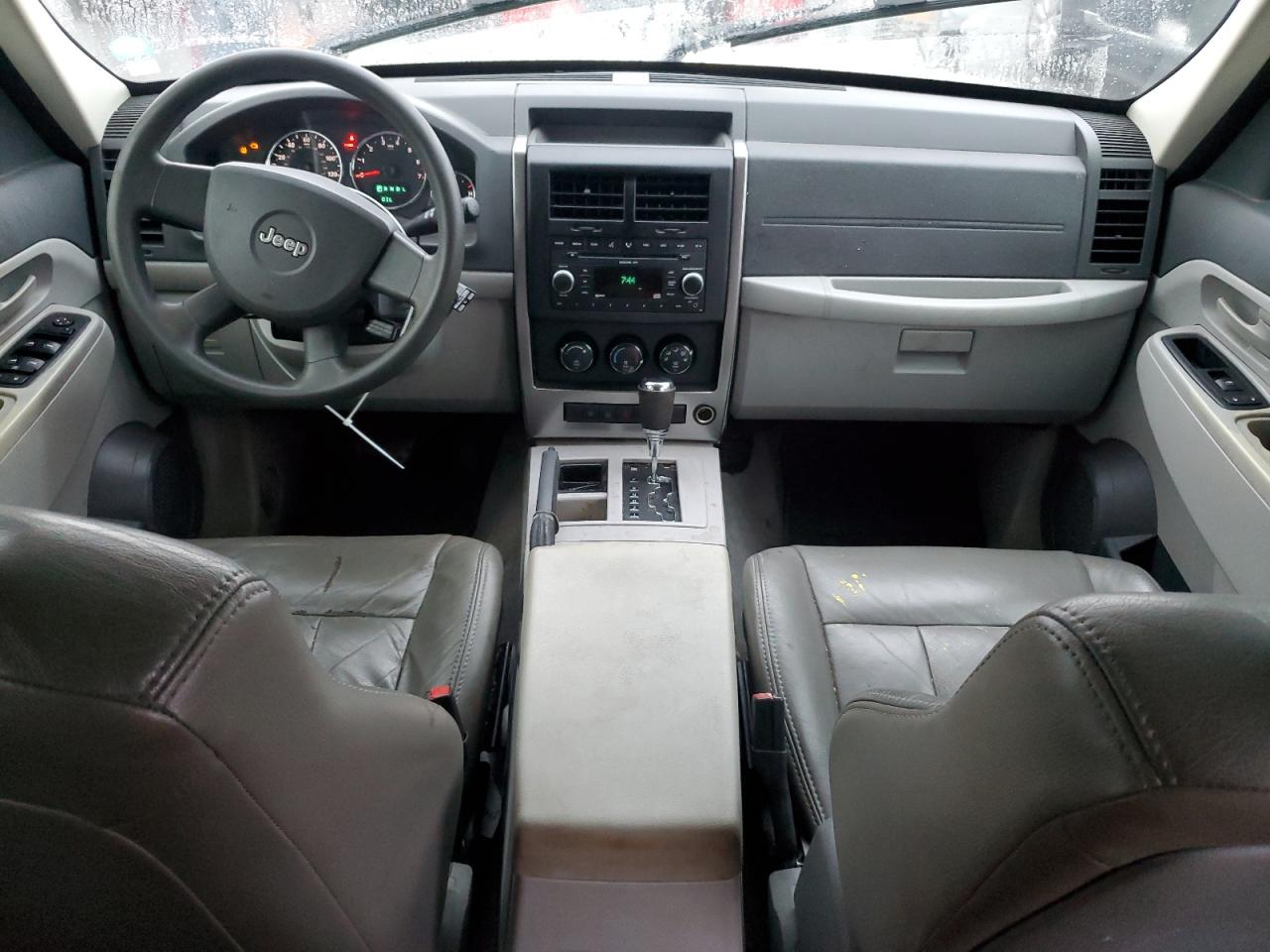 2008 Jeep Liberty (North America) - Image 8