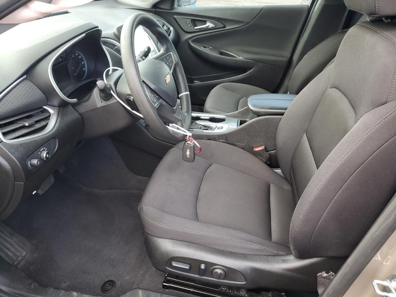 2023 Chevrolet Malibu - Image 7