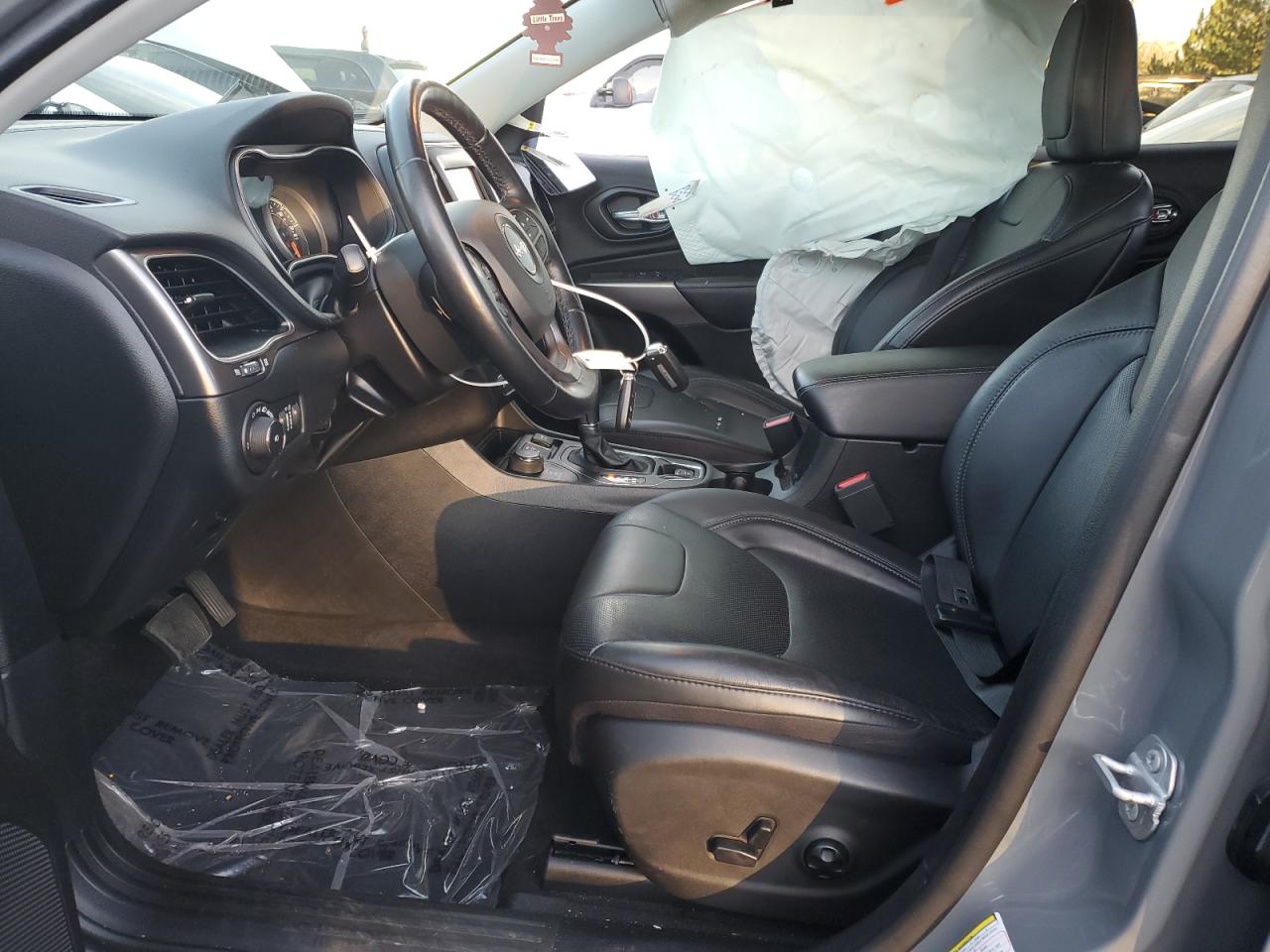 2020 Jeep Grand Cherokee - Image 7