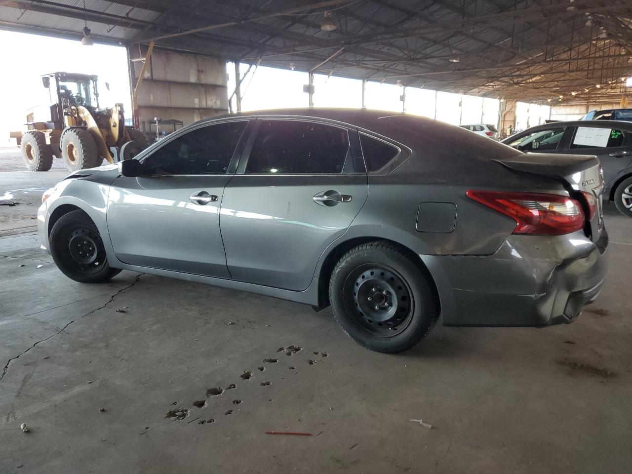 2018 Nissan Altima - Image 2