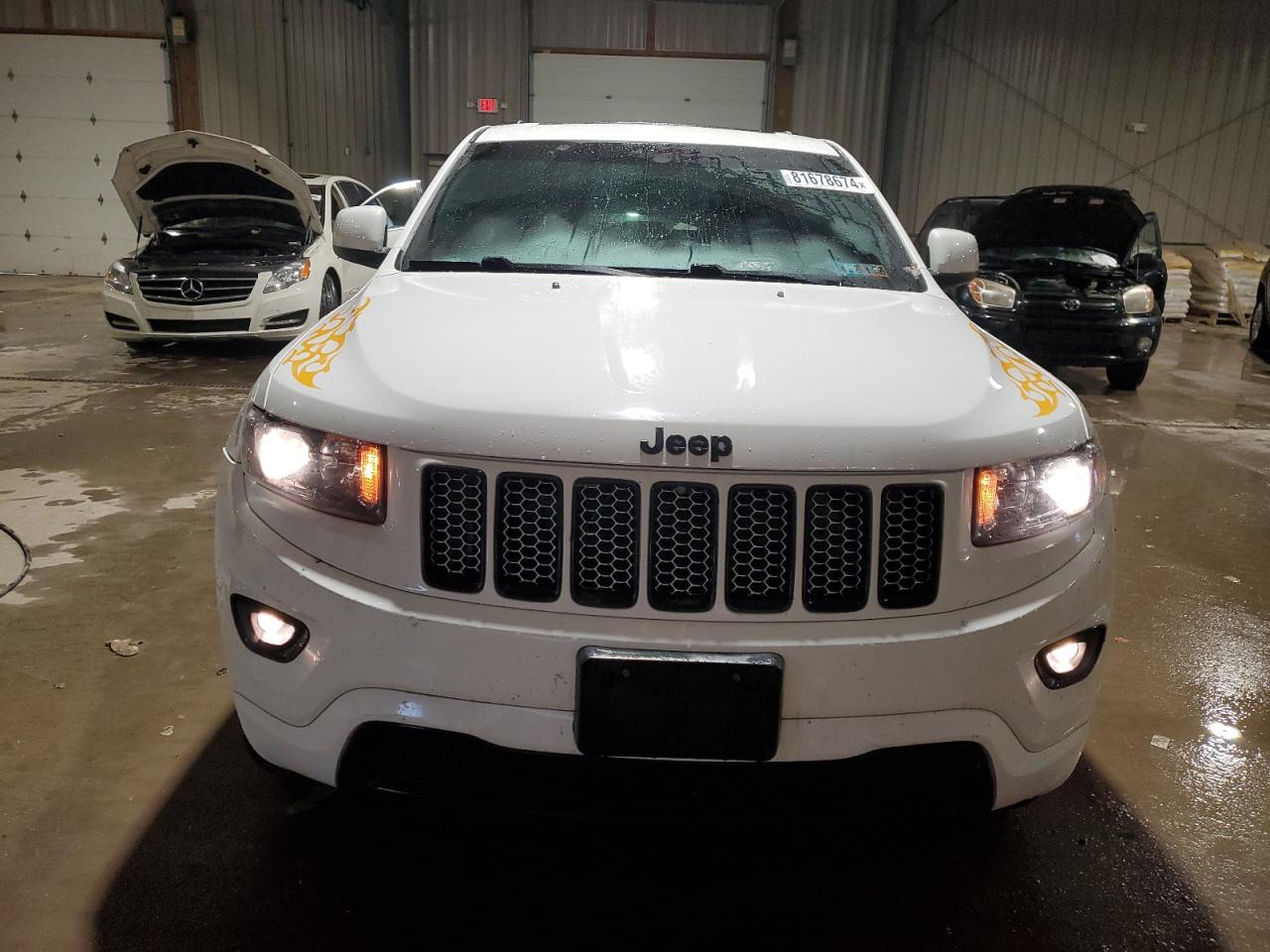 2014 Jeep Grand Cherokee - Image 5