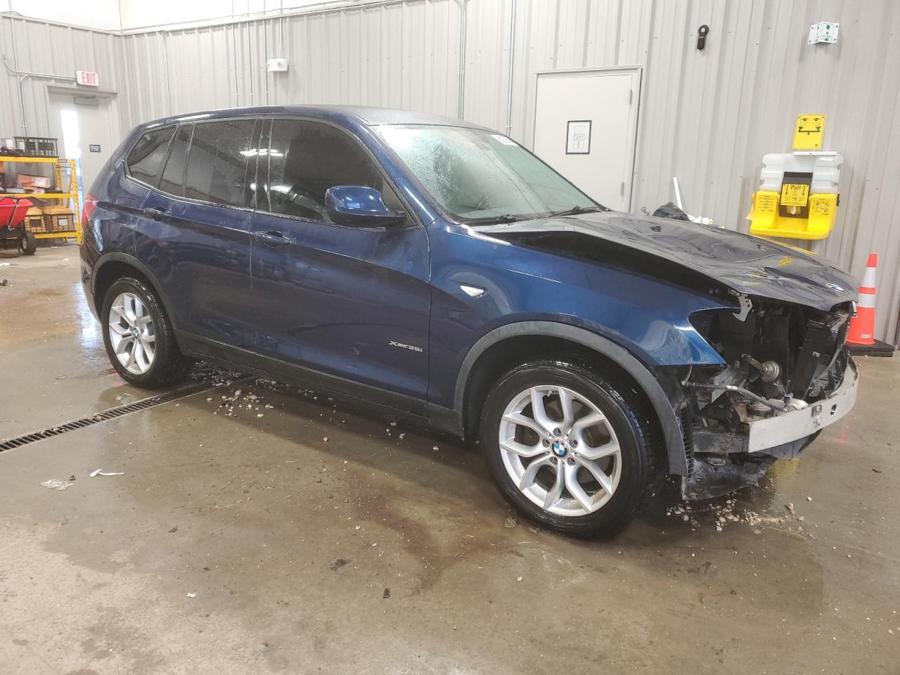 VIN 5UXWX7C59E0E79050 2014 BMW X3 no.4