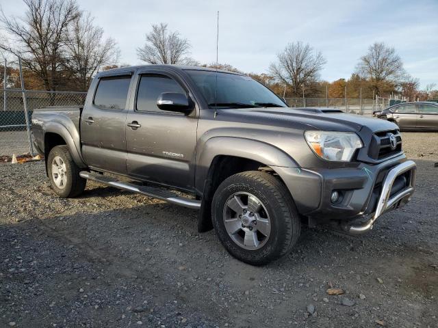  TOYOTA TACOMA 2015 Сірий