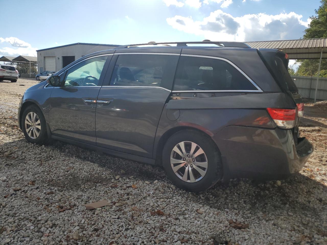 2014 Honda Odyssey - Image 2