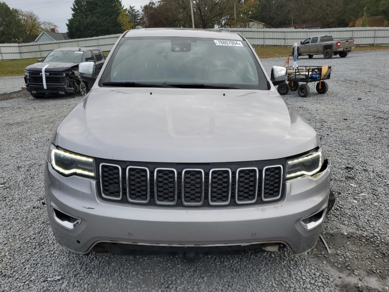 2017 Jeep Grand Cherokee - Image 5