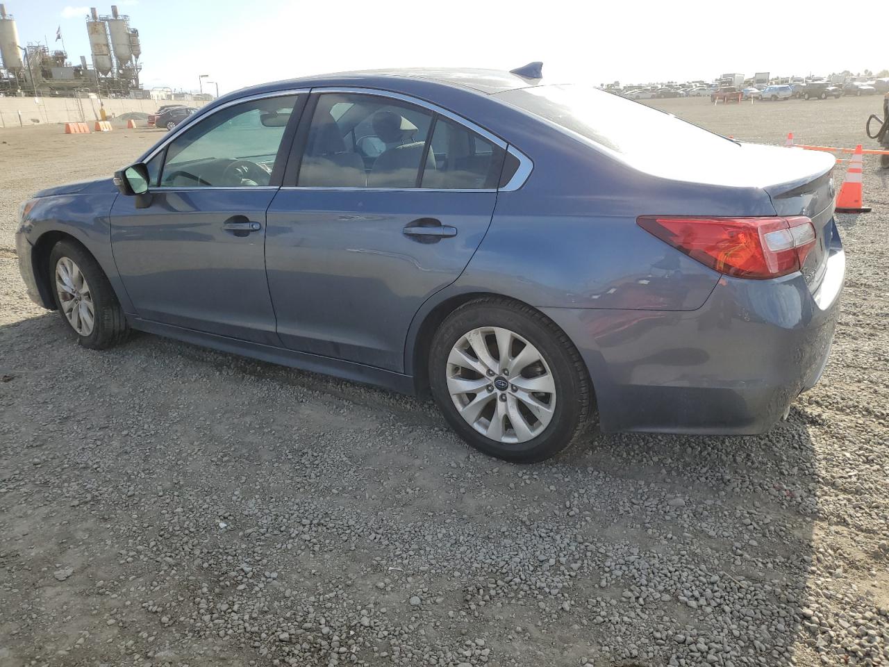 VIN 4S3BNAF64H3051054 2017 SUBARU LEGACY no.2