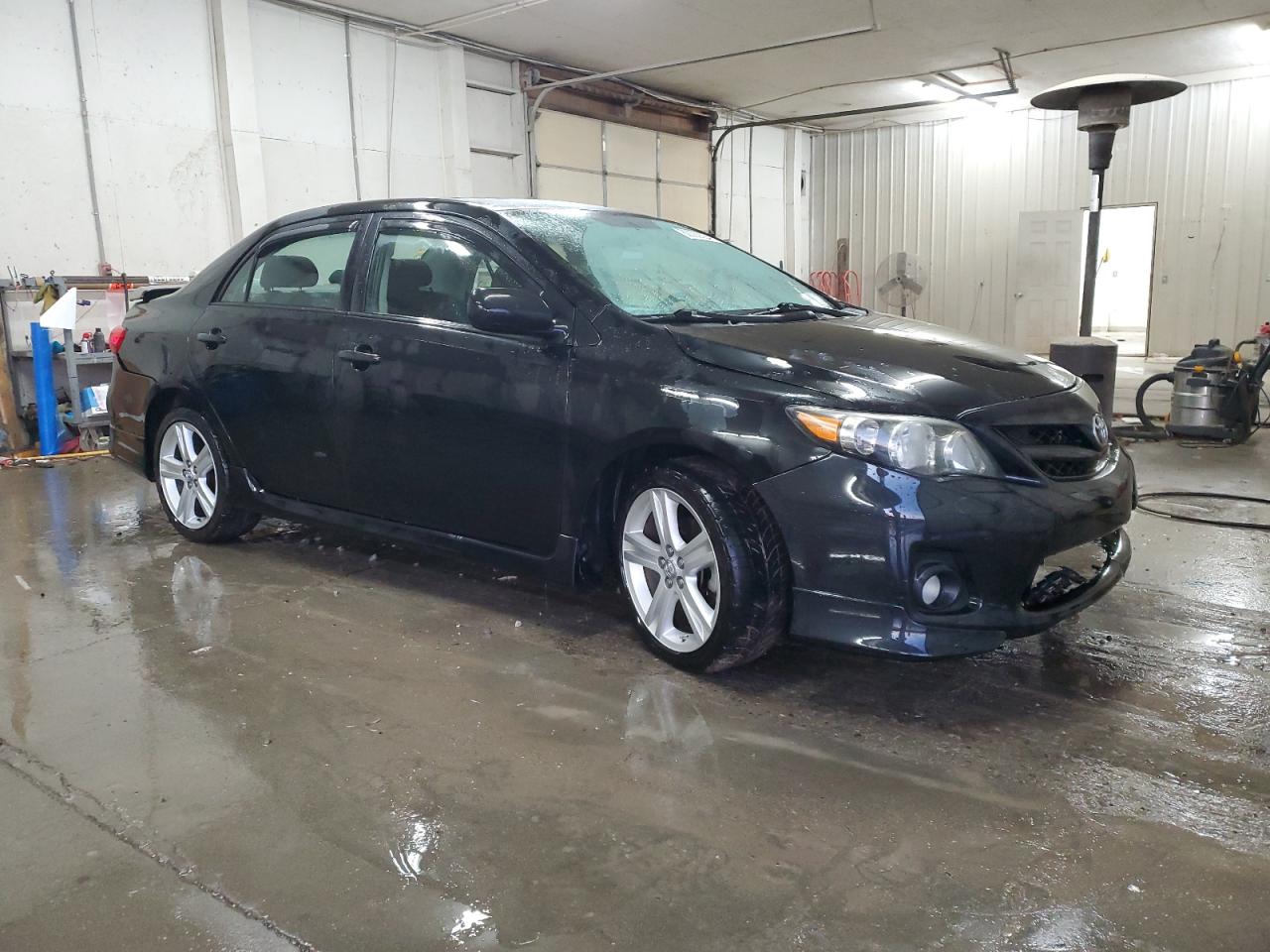 VIN 2T1BU4EE9DC972779 2013 TOYOTA COROLLA no.4