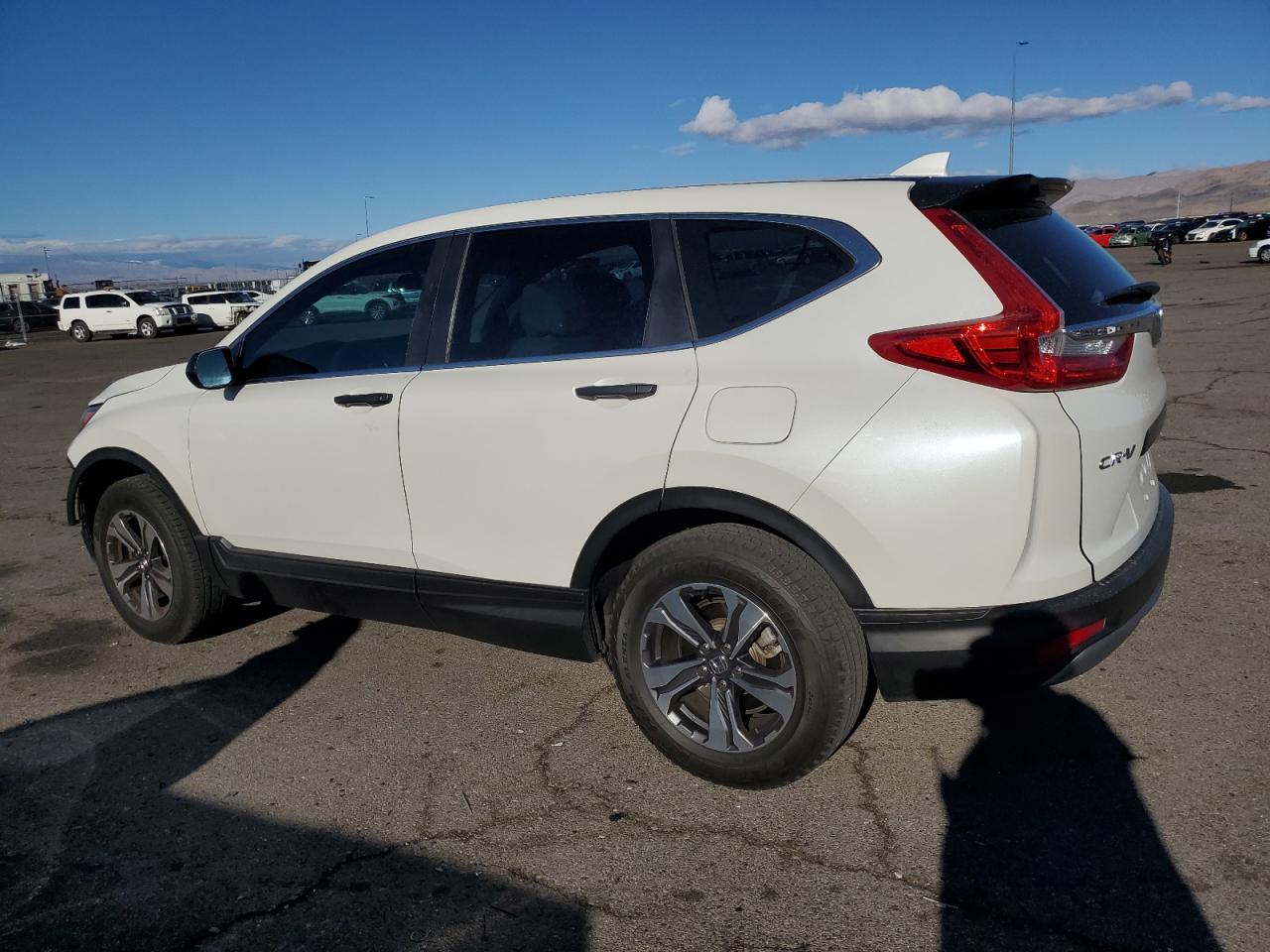 VIN 2HKRW6H30JH214983 2018 HONDA CRV no.2