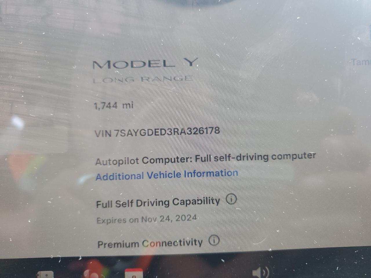 2024 Tesla Model Y VIN: 7SAYGDED3RA326178 Lot: 79956324