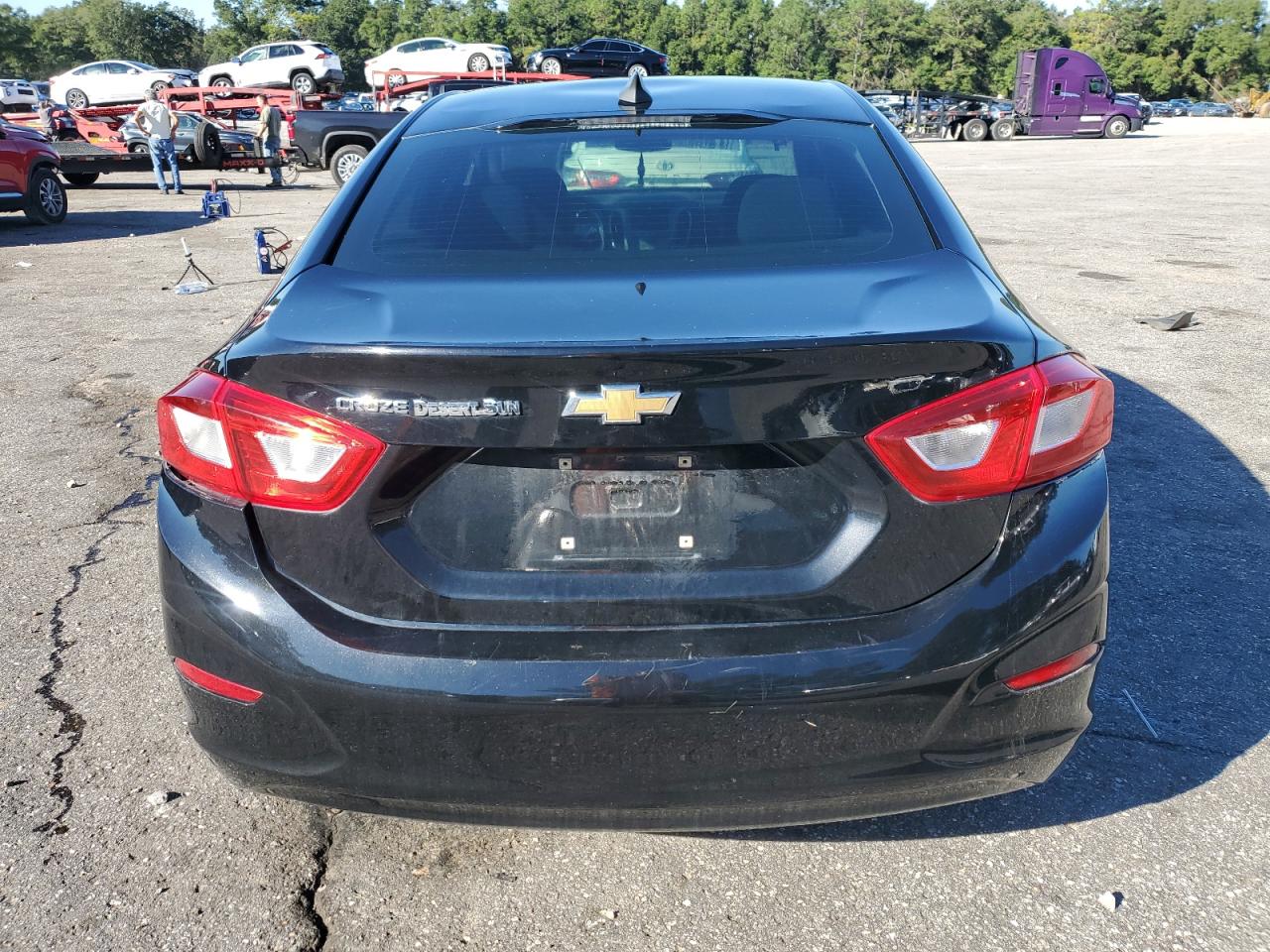 2017 Chevrolet Cruze Ls VIN: 1G1BC5SM1H7145850 Lot: 81318924