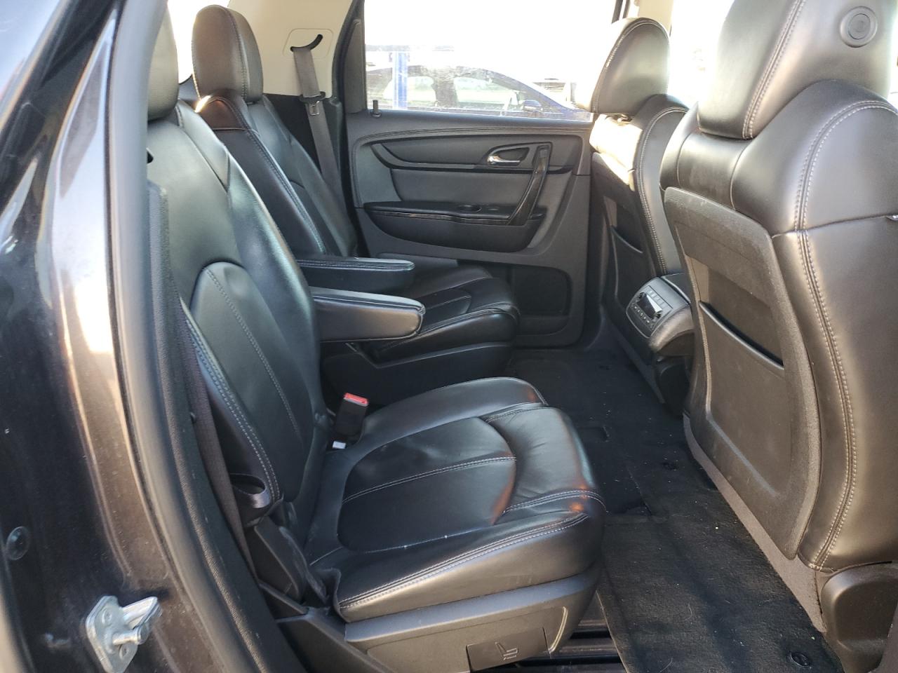 2014 GMC Acadia - Image 11