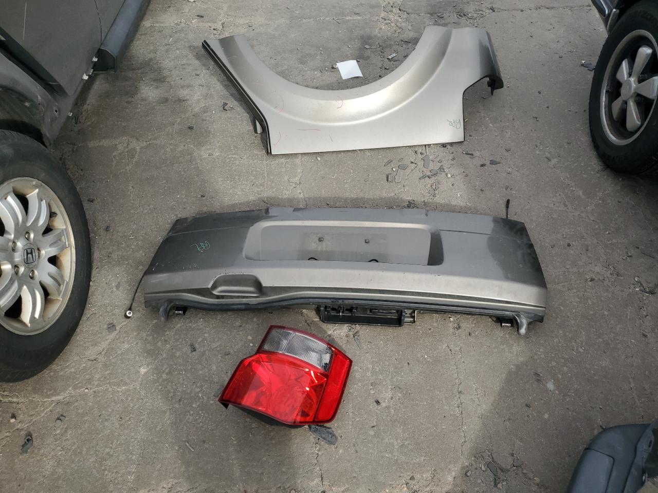 2007 Honda Element - Image 13